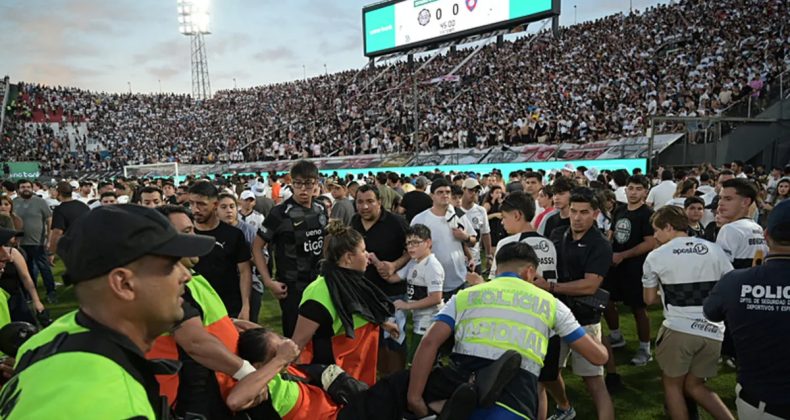 Paraguay&rsquo;da Olaylı Derbi Yarıda Kaldı! 100&rsquo;den Fazla G&ouml;zaltı