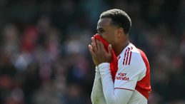 Premier Lig lideri Arsenal'e Bournemouth şoku!