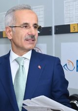 PTT UETS ile 365 milyon elektronik tebligat! Bakan Uraloğlu a&ccedil;ıkladı: 34 milyar TL kamu tasarrufu