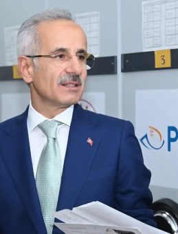 PTT UETS ile 365 milyon elektronik tebligat! Bakan Uraloğlu a&ccedil;ıkladı: 34 milyar TL kamu tasarrufu