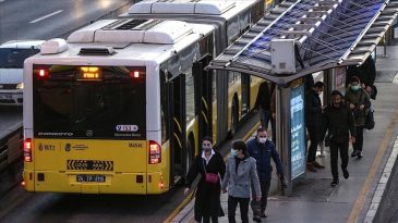 Resmi Gazete&rsquo;de yayımlandı&hellip; 1 Mayıs ve 19 Mayıs&rsquo;ta toplu taşıma &uuml;cretsiz olacak