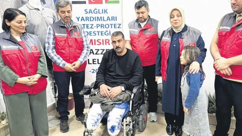 Sadakataşı&rsquo;ndan 10 Gazzeli gaziye protez desteği