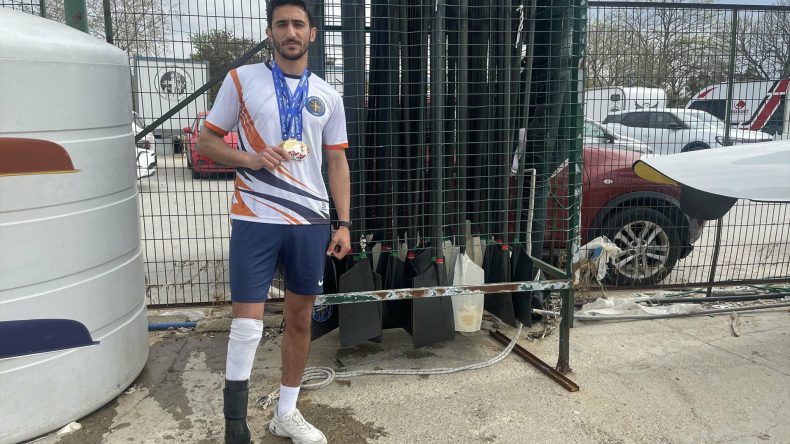 Sağ Ayağını Kaybeden Batuhan Taş, K&uuml;rek Sporuyla Hayata Tutundu!