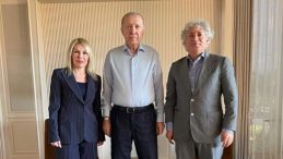 Sağlıkta bir ilk&hellip; CAR-T hamlesi Cumhurbaşkanı Erdoğan'a sunuldu