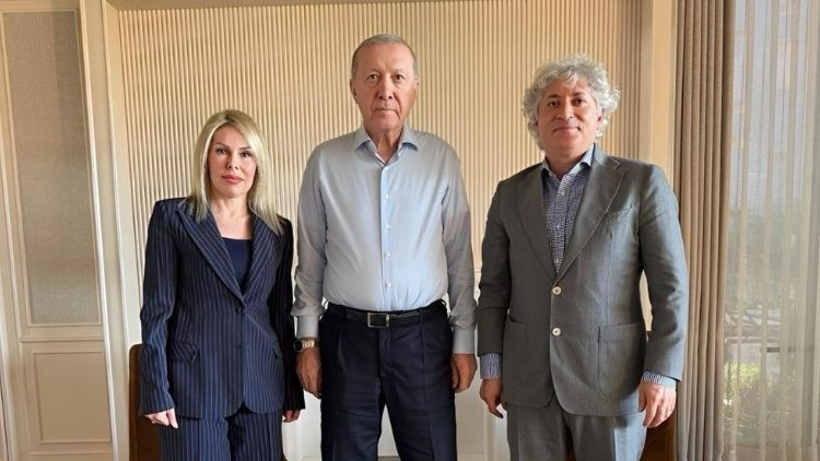 Sağlıkta bir ilk&hellip; CAR-T hamlesi Cumhurbaşkanı Erdoğan'a sunuldu