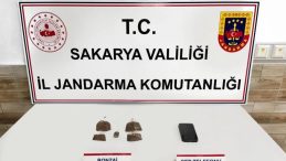 Sakarya'da 4 il&ccedil;ede d&uuml;ğmeye basıldı! Zehir tacirlerine nefes kesen operasyon: 6 tutuklama
