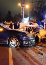 Sakarya'da otomobile ok gibi saplandı: Kaza anı kamerada! 5 yaralı