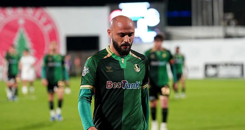 Sakaryaspor k&uuml;me d&uuml;şt&uuml;! 1. Lig&rsquo;e veda eden 3. takım belli oldu