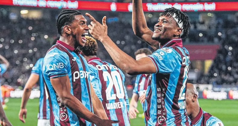 Şampiyonluk Dansı!