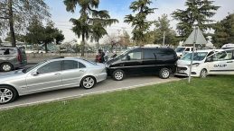 Samsun'da 4 Ara&ccedil; Zincirleme Kazaya Karıştı: 3 Yaralı