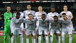 Samsunspor ge&ccedil;en sezonu mumla arıyor
