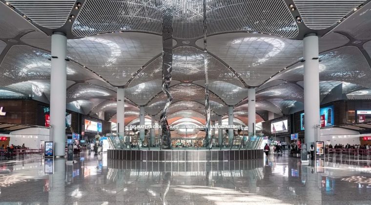 Sanat, İGA İstanbul Havalimanı&rsquo;nın Kalbinde Y&uuml;kseliyor