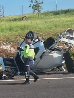 Şanlıurfa&rsquo;da kızlarını otob&uuml;se yetiştirme telaşı 3 can aldı