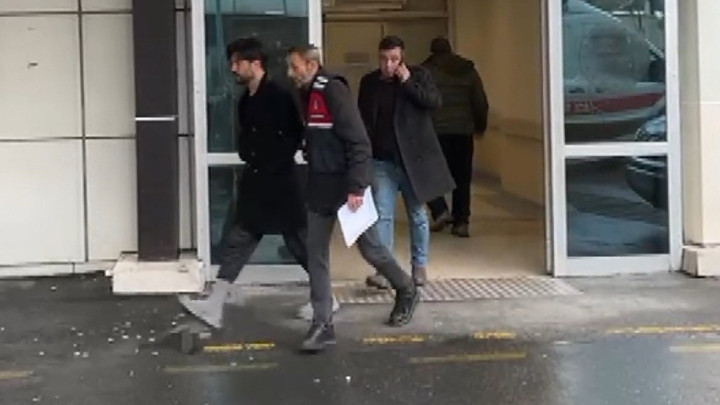 Şarkıcı Yusuf Güney, 'Ayahuska Çayı'na özendirme gerekçesiyle gözaltına alındı