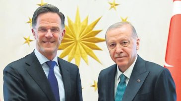 Savaş Avrupa&rsquo;yı Zayıflatıyor