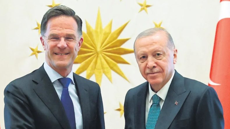 Savaş Avrupa&rsquo;yı Zayıflatıyor