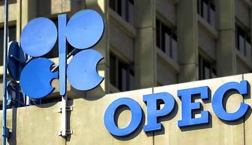 Savaş petrol&uuml; vurdu: OPEC &uuml;retiminde tarihi gerileme