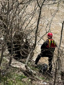 Şemdinli'de kaybolan 8 yaşındaki Osman Taş'ı arama &ccedil;alışmaları s&uuml;r&uuml;yor
