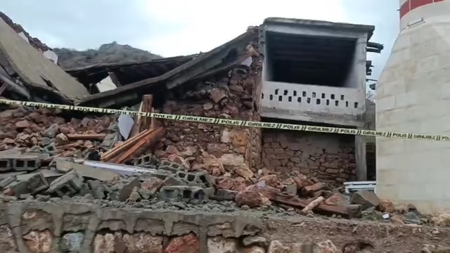 Siirt&rsquo;te Metruk Ev &Ccedil;&ouml;kt&uuml;