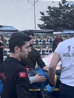 Şişli'de Kaza! Tesla Marka Otomobil ile Motosiklet &Ccedil;arpıştı: 1 Yaralı
