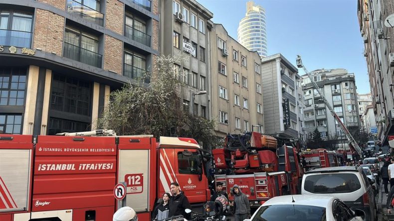 Şişli'de Otelde Yangın Paniği