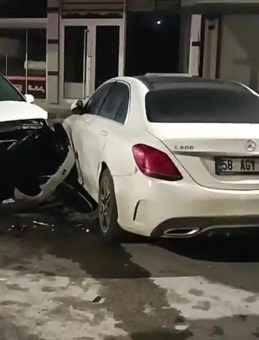 Sivas'ta polisten ka&ccedil;an s&uuml;r&uuml;c&uuml;ye 446 bin lira ceza