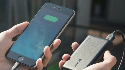 Sivil Havacılık Genel M&uuml;d&uuml;rl&uuml;ğ&uuml; Duyurdu: U&ccedil;aklarda Powerbank Şarj Edilmesi Yasaklandı