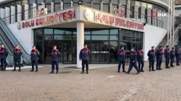 Son dakika… Bolu Belediyesi&rsquo;ne y&ouml;nelik soruşturma: Belediye binasında jandarma arama yapıyor