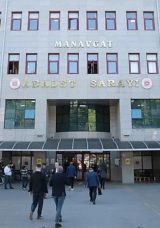SON DAKİKA: Manavgat Belediyesi&rsquo;nde &lsquo;r&uuml;şvet &ccedil;arkı&rsquo; patladı: İmar m&uuml;d&uuml;r&uuml; her şeyi itiraf etti! "Milyon dolarlar havada u&ccedil;uştu&hellip;"