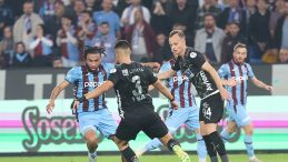 SON DAKİKA | Trabzonspor, Alanyaspor deplasmanında! Bordo-mavililerin ilk 11'i belli oldu&hellip;