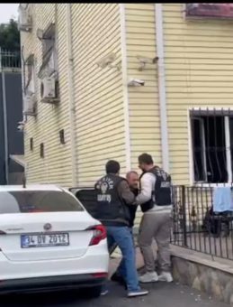 SON DAKİKA&hellip; 8 Yıldır Aranıyordu&hellip; İstanbul Polisinin Denetimlerinde Yakalandı!