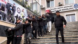 SON DAKİKA&hellip; Sahte nakliye &ccedil;etesinden akılalmaz vurgun! Sosyal medya grubuna sızıp milyonluk &uuml;r&uuml;n &ccedil;aldılar