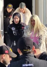 SON DAKİKA&hellip; &Uuml;nl&uuml;lere uyuşturucu operasyonu! 17 isim adliyeye sevk edildi
