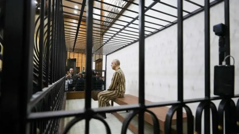 Suriye&rsquo;de 13 Yıl Sonra Hesap G&uuml;n&uuml;: Dera&rsquo;yı Kana Bulayan İsim Yargılanıyor