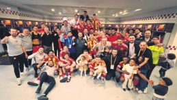S&uuml;per Lig&rsquo;de D&uuml;n