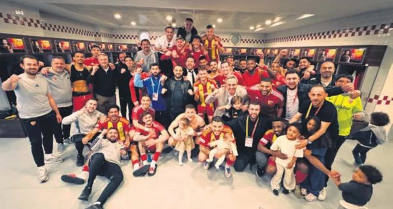 S&uuml;per Lig&rsquo;de D&uuml;n