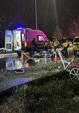 Taksiyle &ccedil;arpışan bisiklet s&uuml;r&uuml;c&uuml;s&uuml; hayatını kaybetti