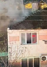 Tekirdağ'da korkutan yangın: Alevlerin arasında kalan bir kişi son anda kurtarıldı!