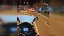 Tekirdağ'da otomobil ile &ccedil;arpışan motosikletli yaralandı: Kaza anı kask kamerasında