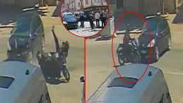Tekirdağ&rsquo;da korku dolu dakikalar! Otomobille motosikletin &ccedil;arpıştığı kazada s&uuml;r&uuml;c&uuml; metrelerce savruldu: O anlar kamerada&hellip;