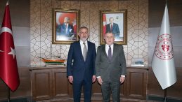 TFF Başkanı İbrahim Hacıosmanoğlu&rsquo;ndan Gen&ccedil;lik ve Spor Bakanı Osman Aşkın Bak&rsquo;a ziyaret!