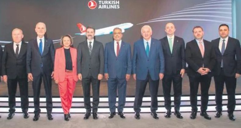 THY&rsquo;de G&ouml;rev Devir Teslimi Yapıldı