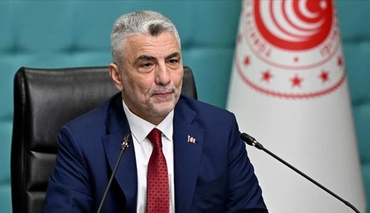 Ticaret Bakanı Bolat: B&ouml;lgesel &ccedil;atışmalar &ouml;ng&ouml;r&uuml;lebilirliği zayıflatıyor