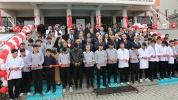 Ticaret Bakanı Bolat, TOBB Mesleki ve Teknik Anadolu Lisesi a&ccedil;ılışına katıldı