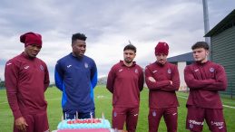 Trabzonspor'da 5 futbolcunun doğum g&uuml;n&uuml; kutlandı!