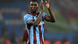 Trabzonspor'da Onuachu Rekora Koşuyor! Sadece 4 Gol Kaldı&hellip;