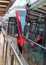Tramvay arızası duraklarda yoğunluk oluşturdu