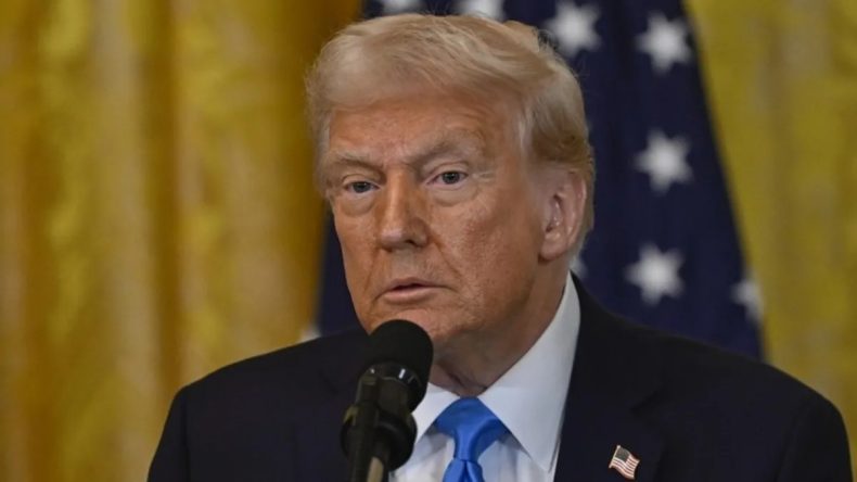 Trump: İran anlaşma yapana kadar H&uuml;rm&uuml;z Boğazı kapatılmıştır