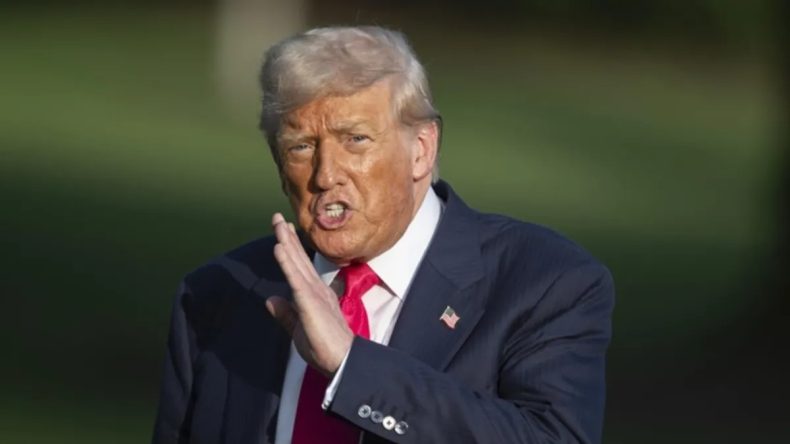 Trump: İran finansal olarak &ccedil;&ouml;k&uuml;yor, g&uuml;nde 500 milyon dolar kaybediyor!