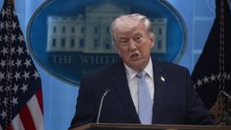 Trump'tan ambargo a&ccedil;ıklaması: İran petrol satamayacak
